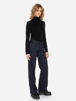 Damenhose mit weitem Bein