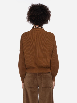 Cognacfarbene Strickjacke