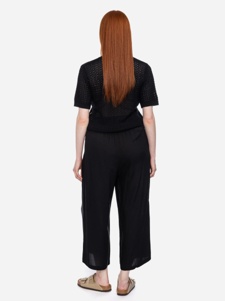 schwarzes Kurzarm-Strickshirt