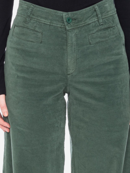 Damenhose aus Samt