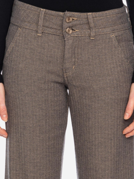 Damenhose mit Fischgrat