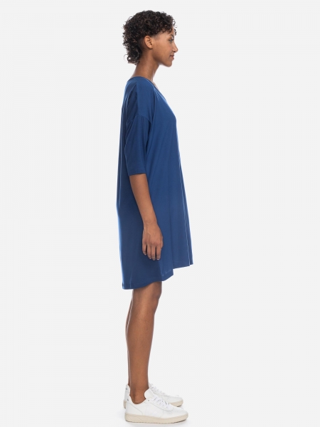Kleid in strahlendem Blau aus Viskose und Lyocell