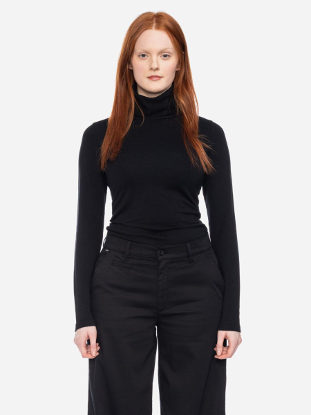 schwarzes Rolli-Shirt