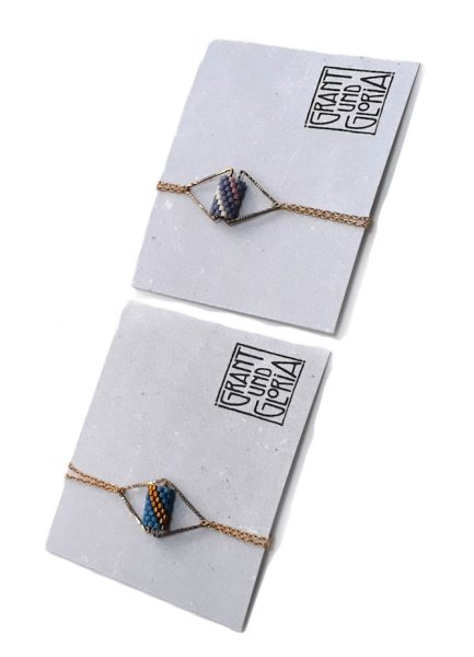 Armband mit Perlenanhänger