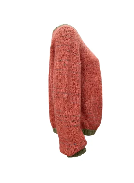 handgestrickter Wollpullover