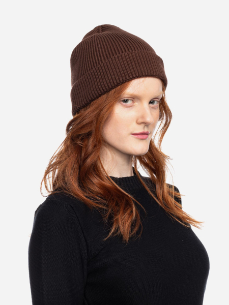 Strick-Beanie in Braun