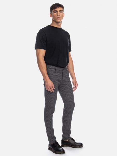 Stoffhose mit Karo-Muster