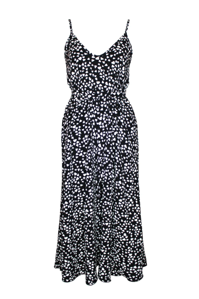 Traegerkleid mit Herzen